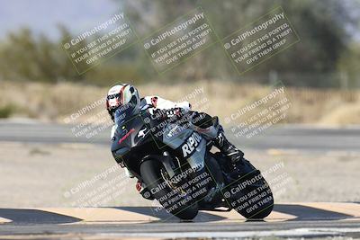 media/Dec-01-2025-Moto Forza (Mon) [[2daa91e15f]]/2-Intermediate Group/Session 3 (Turn 3)/